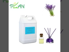 Aromaterapia con lavanda per profumi di gusto quotidiano, profumi industriali o per il bucato
