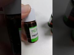 Scopri perché scegliere un olio profumato concentrato senza alcool a lunga durata per creare fragranze di lusso