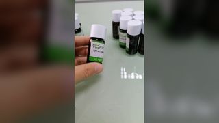 Fornitore della fabbrica all'ingrosso di olio profumato per candele di giglio di fresia