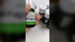 Il miglior olio profumato di vetiver e lavanda per la realizzazione di candele